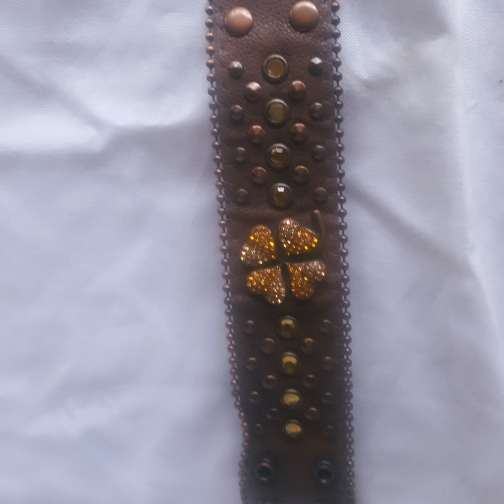 Genuine leather 4 leaf clover band bracelet - Picture 2 of 4